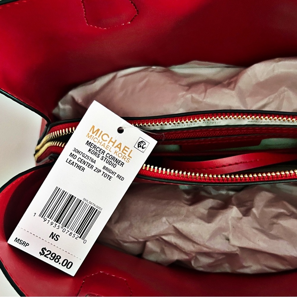 MICHAEL MICHAEL KORS Mercer Gallery Bright Red Medium Bag - Picture 9 of 14